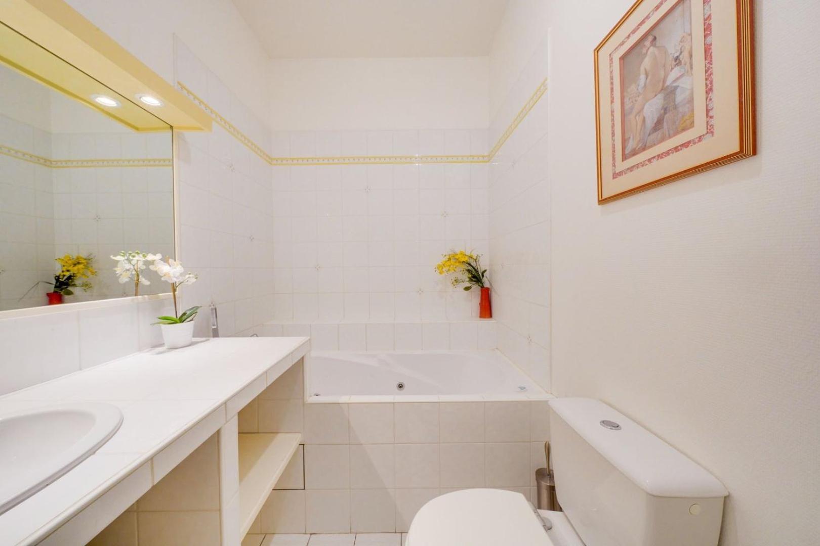 בורדו Lovely Apartment With Exceptional Terrace מראה חיצוני תמונה